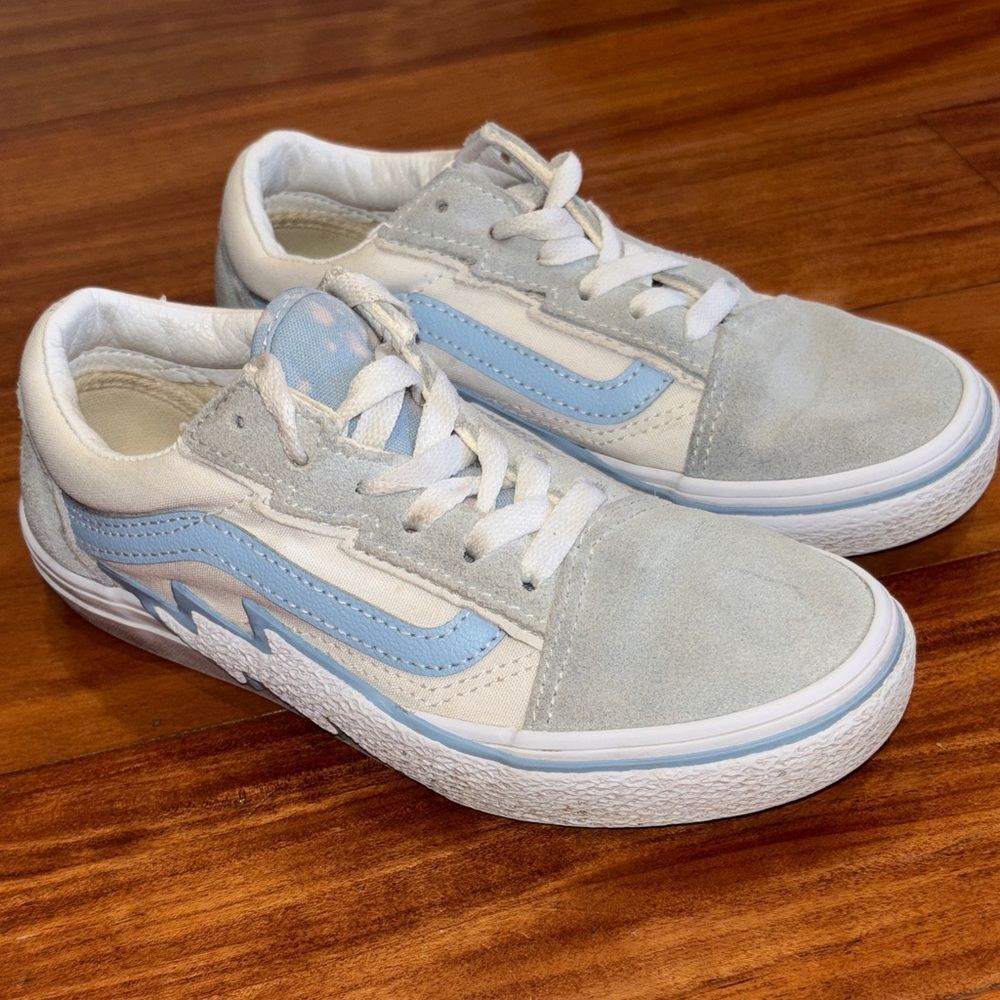 Vans Stylish Kids Sneakers in Light Blue and White size 2.5